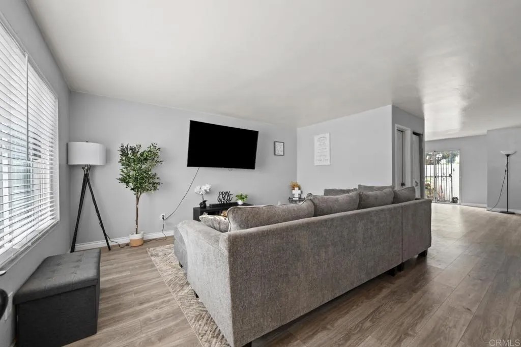 1640 Maple Drive 2