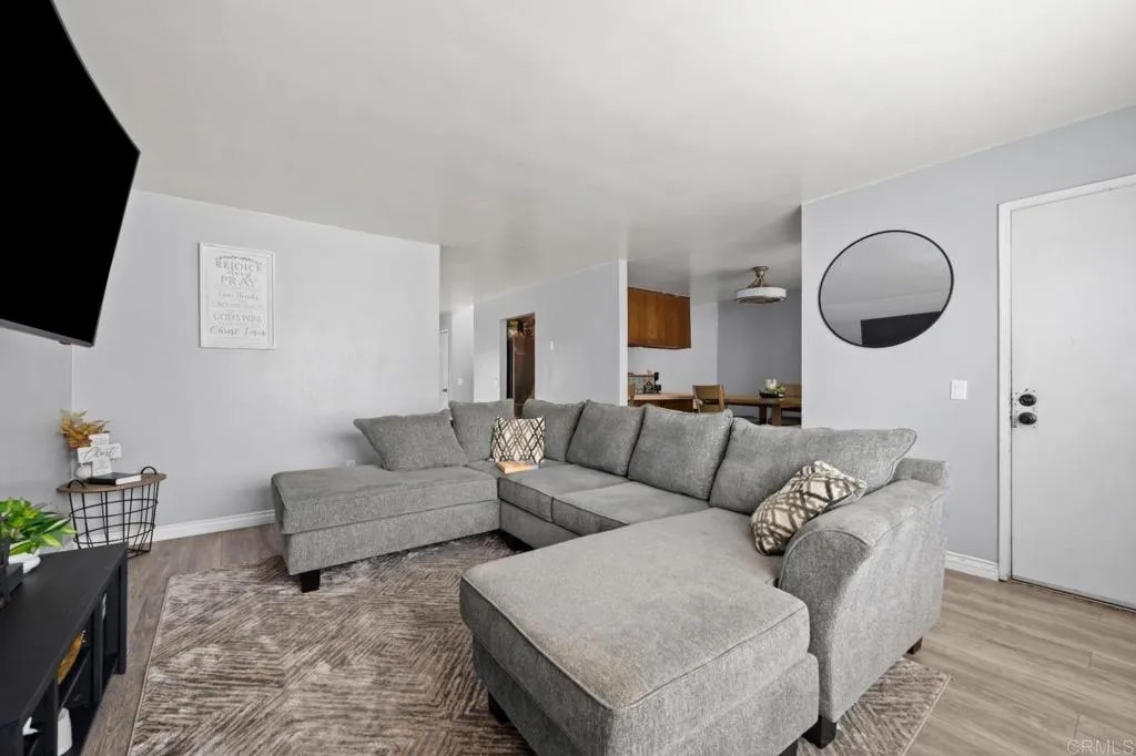 1640 Maple Drive 2