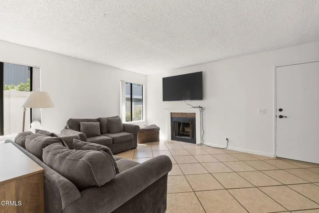 Photo of 5711 Morro Bay Lane #5, Ventura, CA 93003 (MLS # V1-36161)