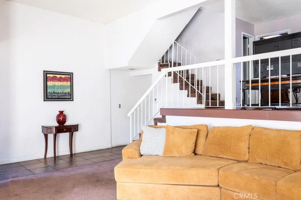 Photo of 18425 Saticoy, Reseda, CA 91335 (MLS # SR26014895)