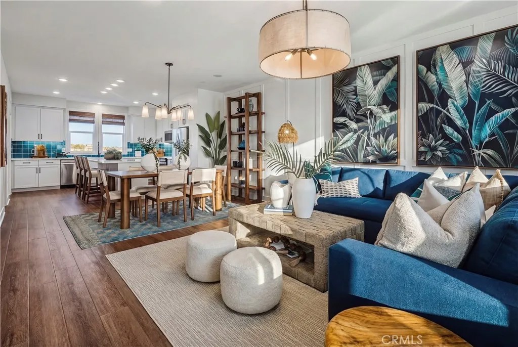 12720 Azure Way 27