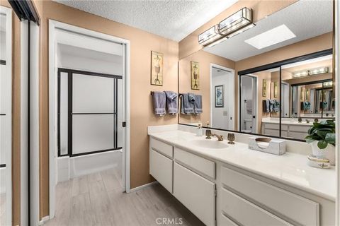 Tiny photo for 152 Verde Way, Palm Desert, CA 92260 (MLS # IG25274568)