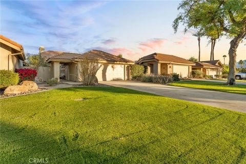 Tiny photo for 152 Verde Way, Palm Desert, CA 92260 (MLS # IG25274568)
