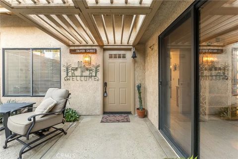 Tiny photo for 152 Verde Way, Palm Desert, CA 92260 (MLS # IG25274568)