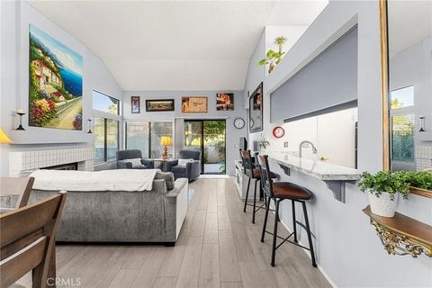 Tiny photo for 152 Verde Way, Palm Desert, CA 92260 (MLS # IG25274568)