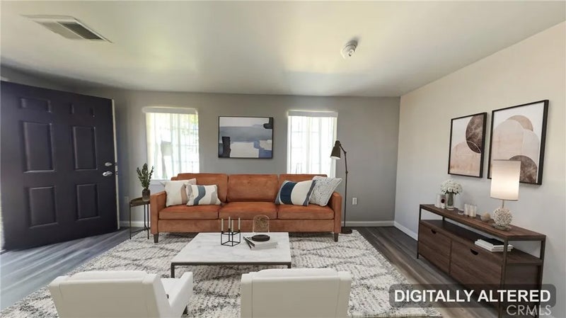 2868 Beachwood