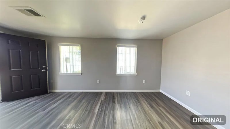 2868 Beachwood
