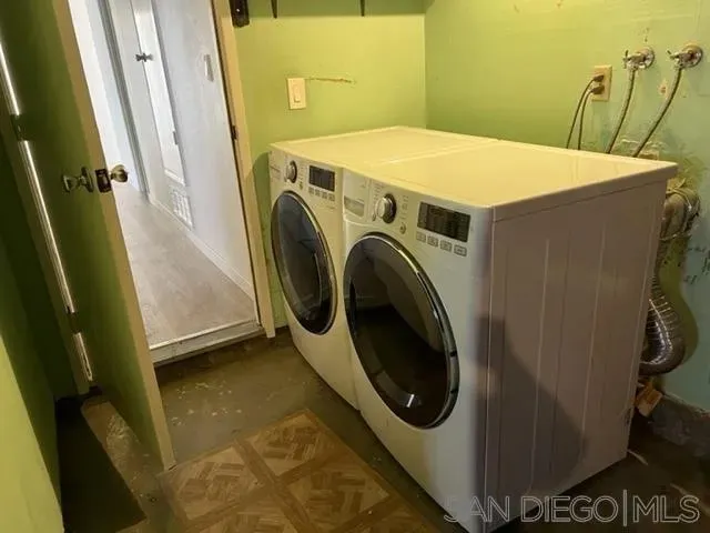 San Diego, California 92122, United States, 4 Bedrooms Bedrooms, ,2 BathroomsBathrooms,Residential,Active,180893