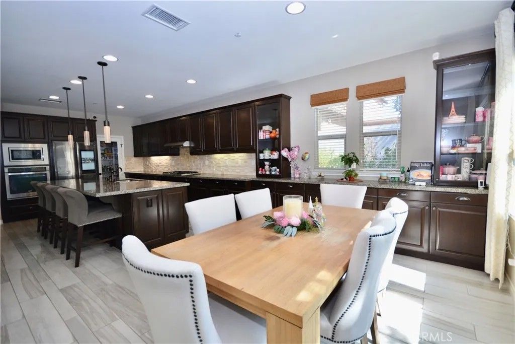 Photo of 32461 Marietta Ct, Murrieta, CA 92596 (MLS # SW25216382)