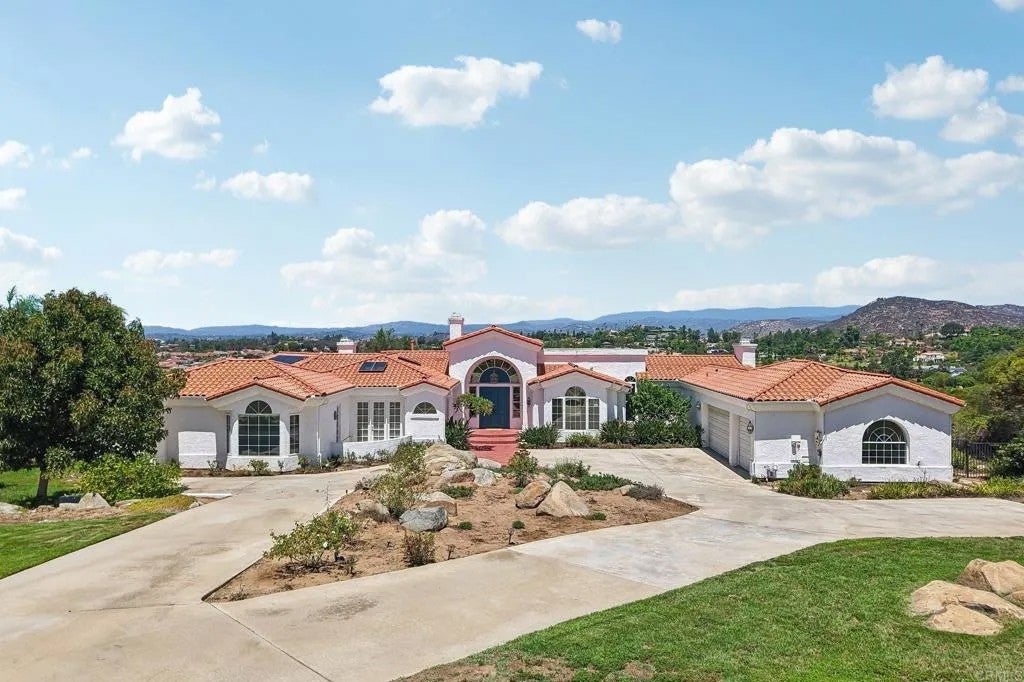 17572 Via Loma Drive
