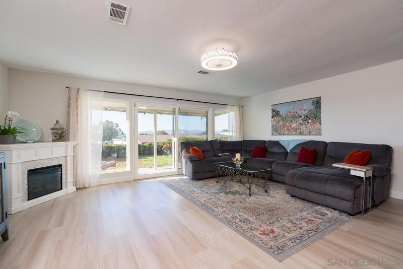 3890 Vista Campana S. 75