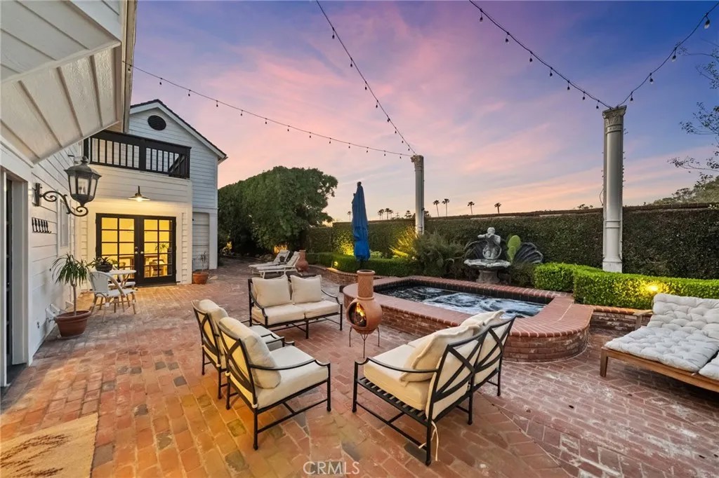 3812 Calle Tiburon