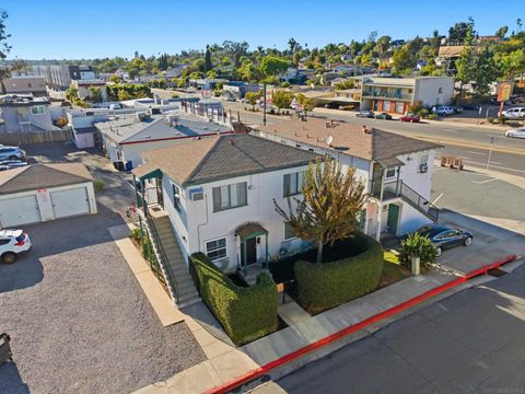 7759 University Ave La Mesa CA 91942