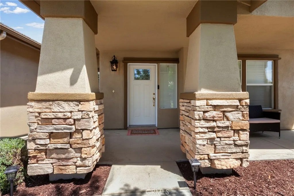 1204 Grassy Hollow