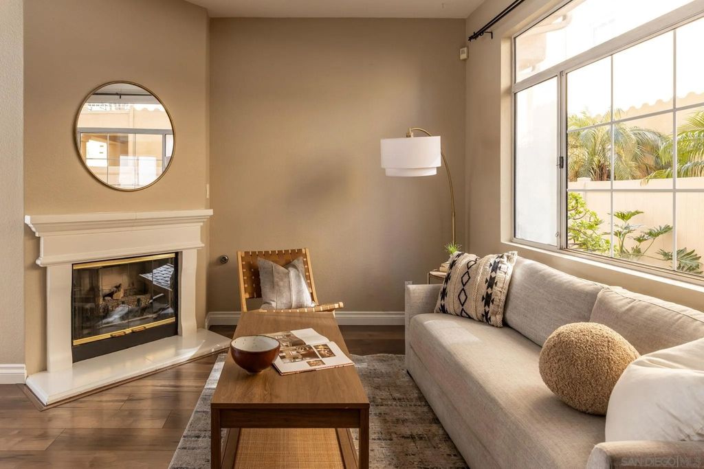 Photo of 4064 Front St #2, San Diego, CA 92103 (MLS # 250045027)