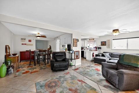 Tiny photo for 817 Avenida Taxco, Vista, CA 92084 (MLS # PTP2507717)