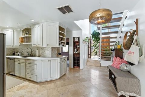 4252 Loma Riviera Lane San Diego CA 92110