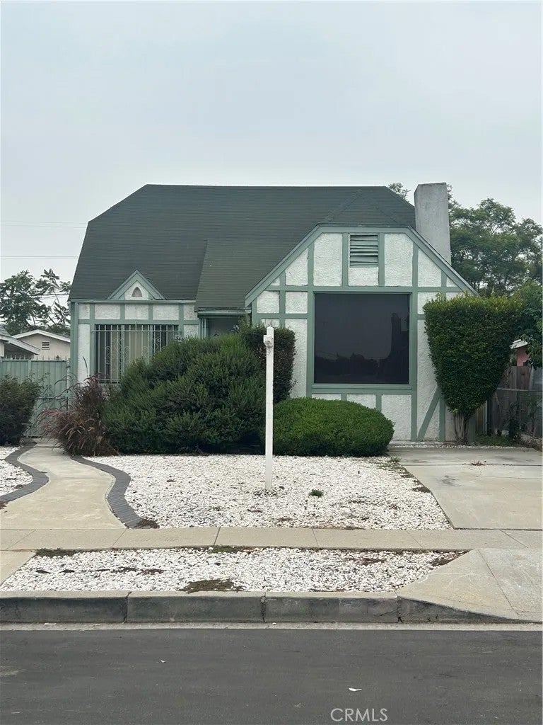 544 W 112th