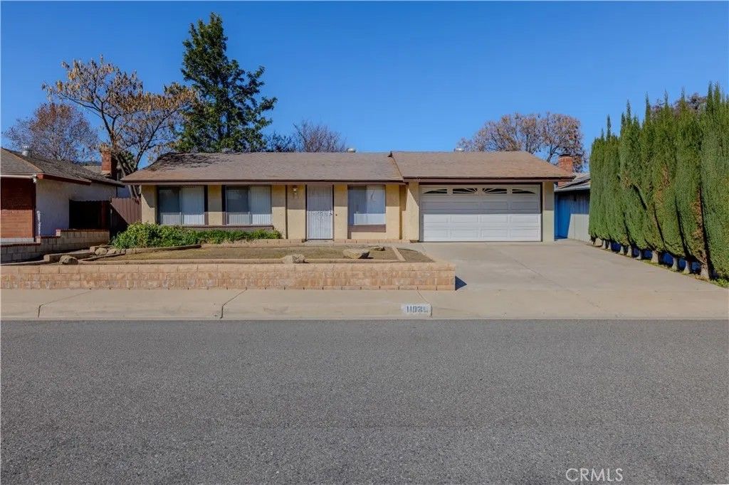 Photo of 1103 Roosevelt Dr, Lake Elsinore, CA 92530 (MLS # SW26022477)