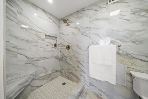 Tiny photo for 2500 Torrey Pines Rd #305, La Jolla, CA 92037 (MLS # PTP2508975)