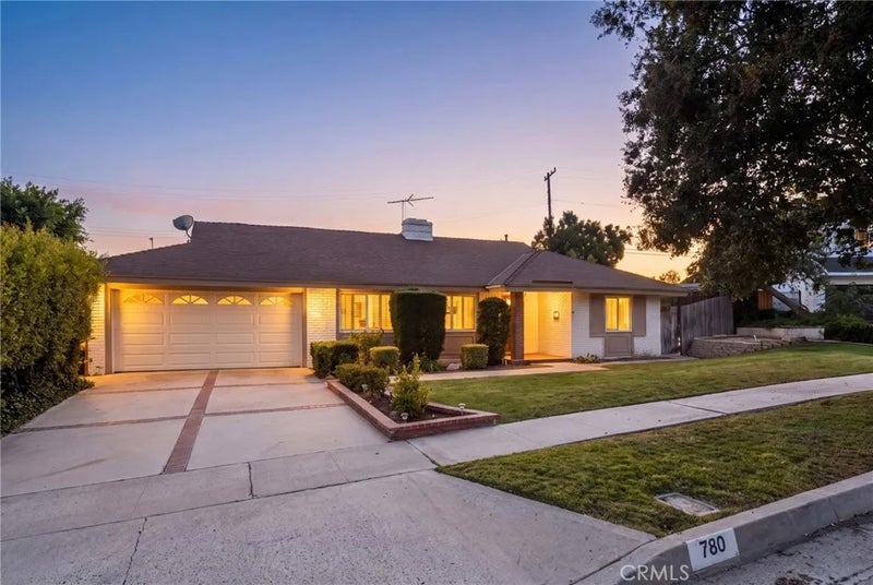 780 Arroues Drive