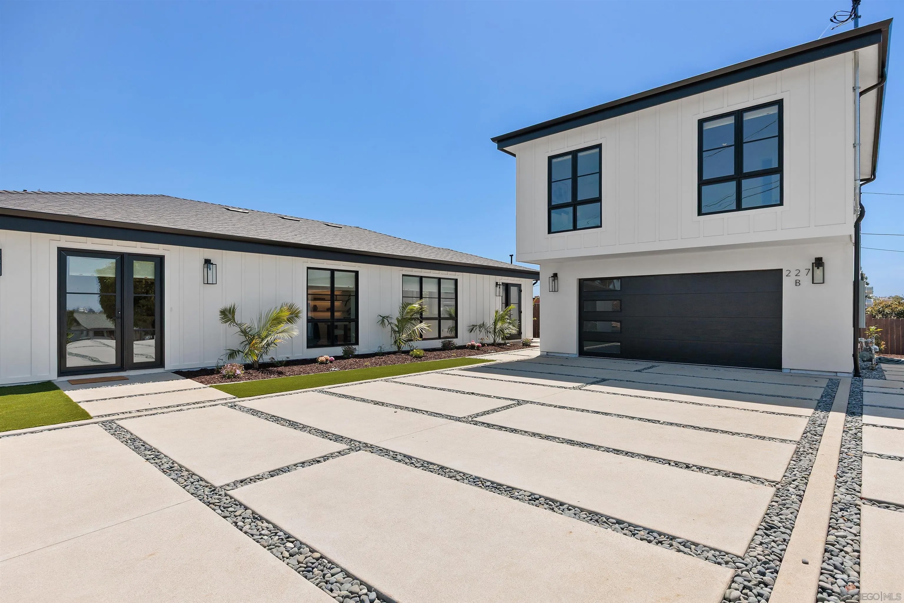 227 Hill Dr
