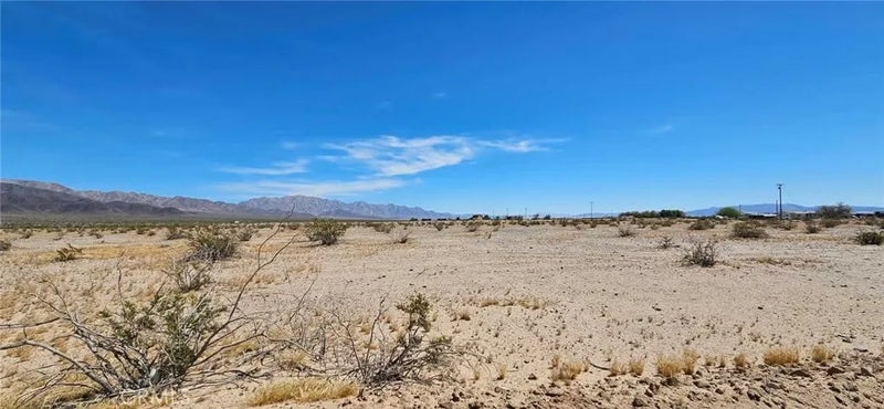 3017 Shadow Mountain
