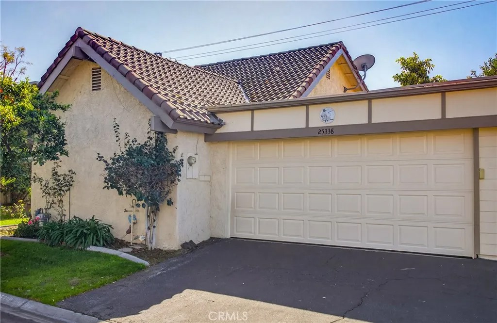25338 Lawton