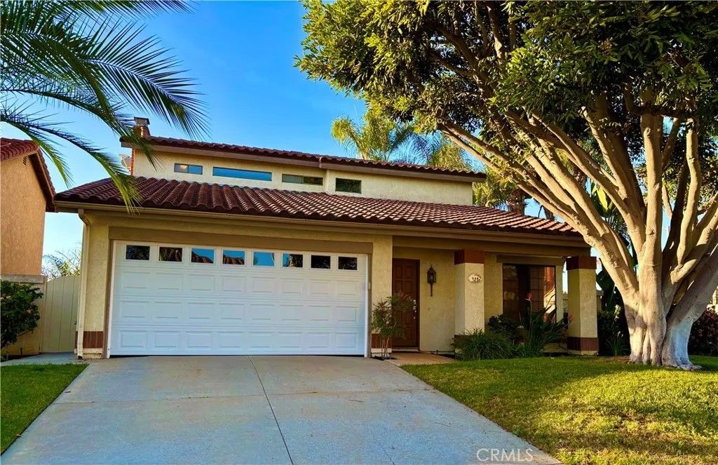 Photo of 948 Alyssum Road, Carlsbad, CA 92011 (MLS # SR26032934)