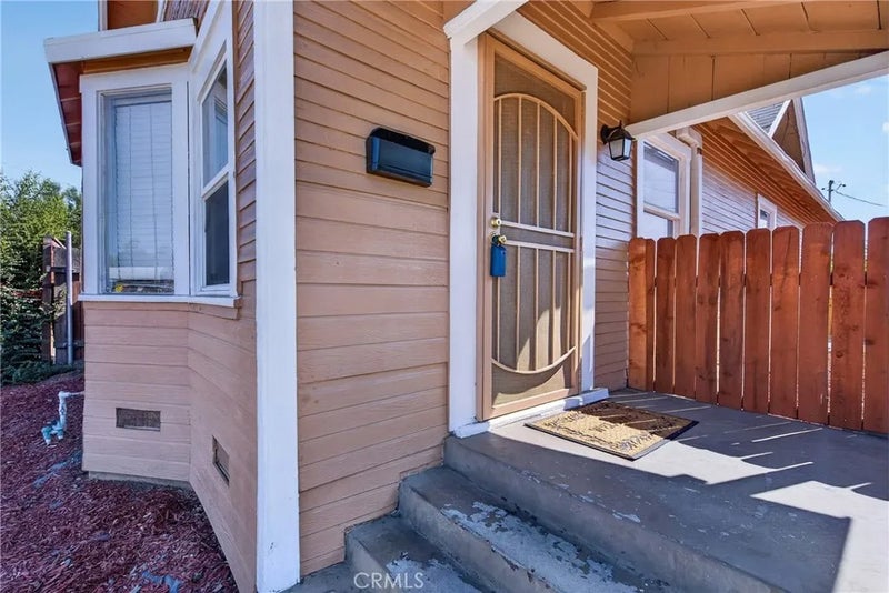 983 Wall Avenue
