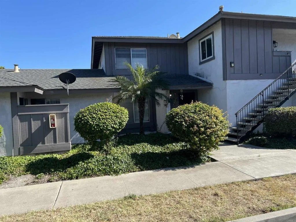 Photo of 3425 Seabreeze Walk, Oceanside, CA 92056 (MLS # NDP2606020)
