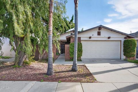 Photo of 2920 Seahorse Avenue, Ventura, CA 93001 (MLS # V1-35055)