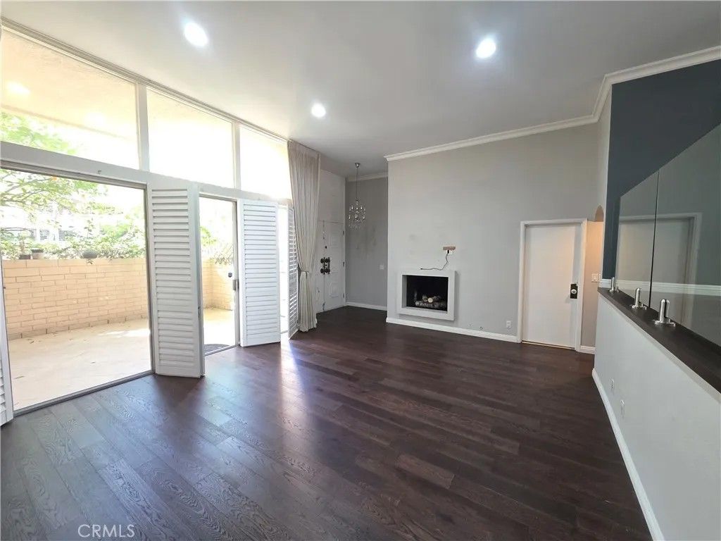 Photo of 5256 Lindley, Encino, CA 91316 (MLS # SR26025351)