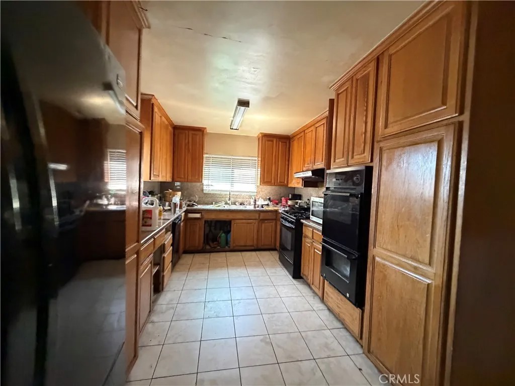 713 E Palmer