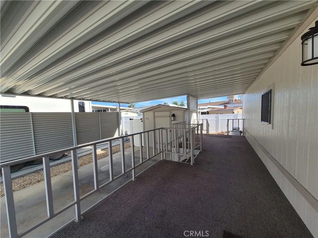 Photo of 1295 S Cawston Ave, Hemet, CA 92545 (MLS # SW25278513)