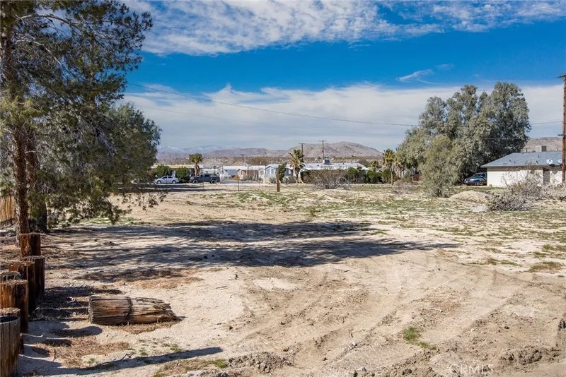 6394 Mountain View