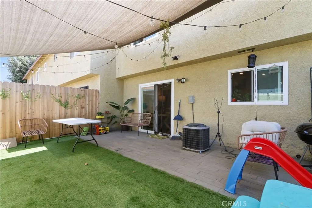 1571 S Reservoir D