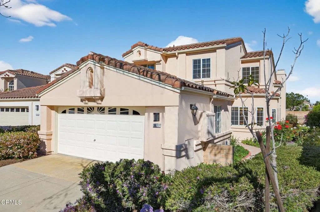 Photo of 2177 Eastridge Trail, Oxnard, CA 93036 (MLS # V1-35284)