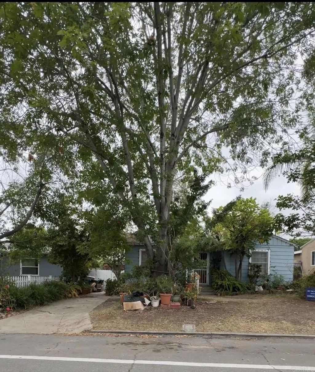 Photo of 4380 Pomona AVE, La Mesa, CA 91942 (MLS # PTP2604460)