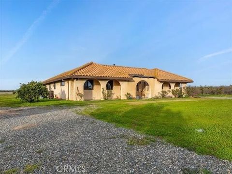 Photo of 21550 Leaf Avenue, Corning, CA 96021 (MLS # SN26052405)