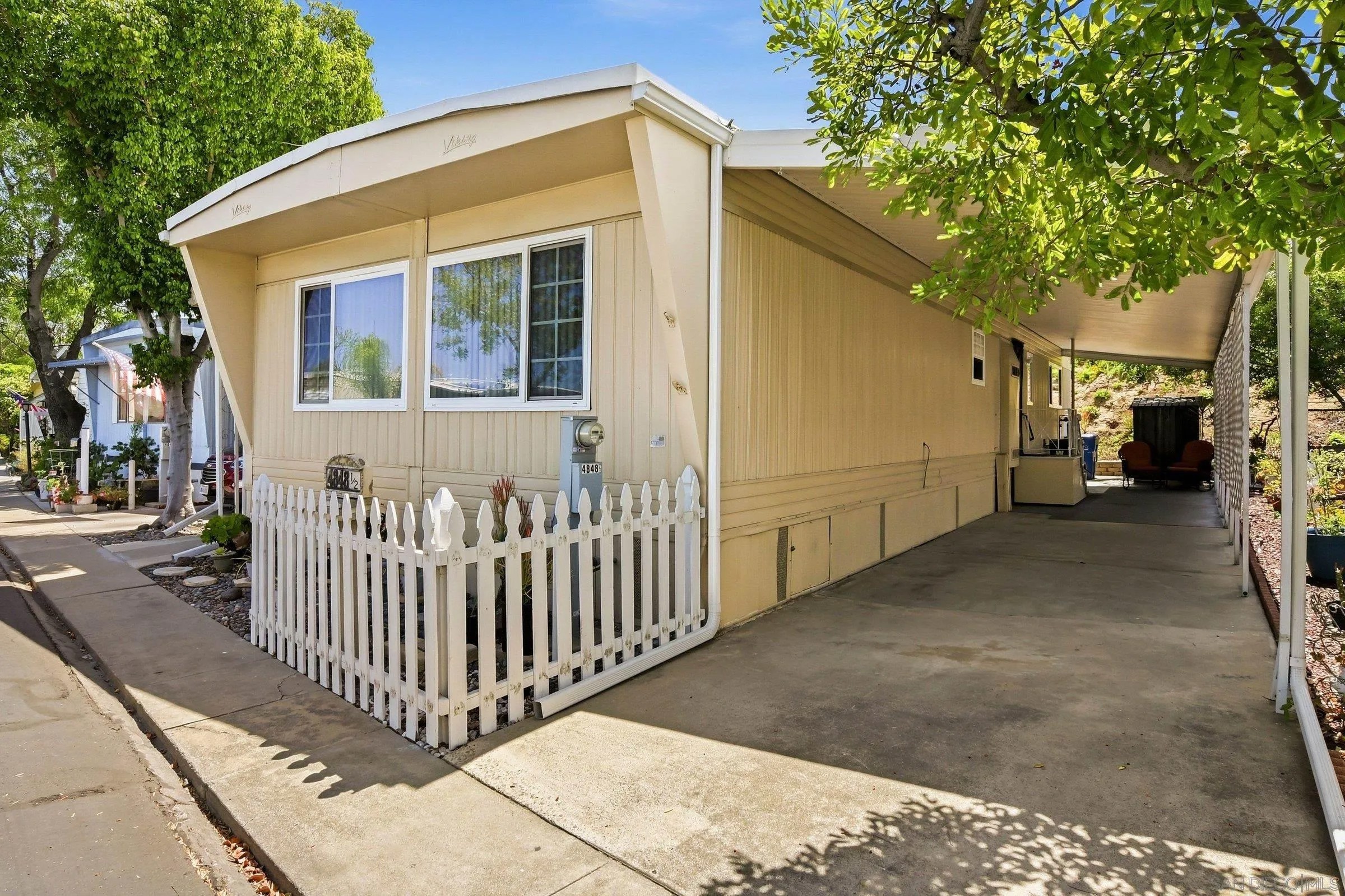 4848 1/2 Old Cliffs Road