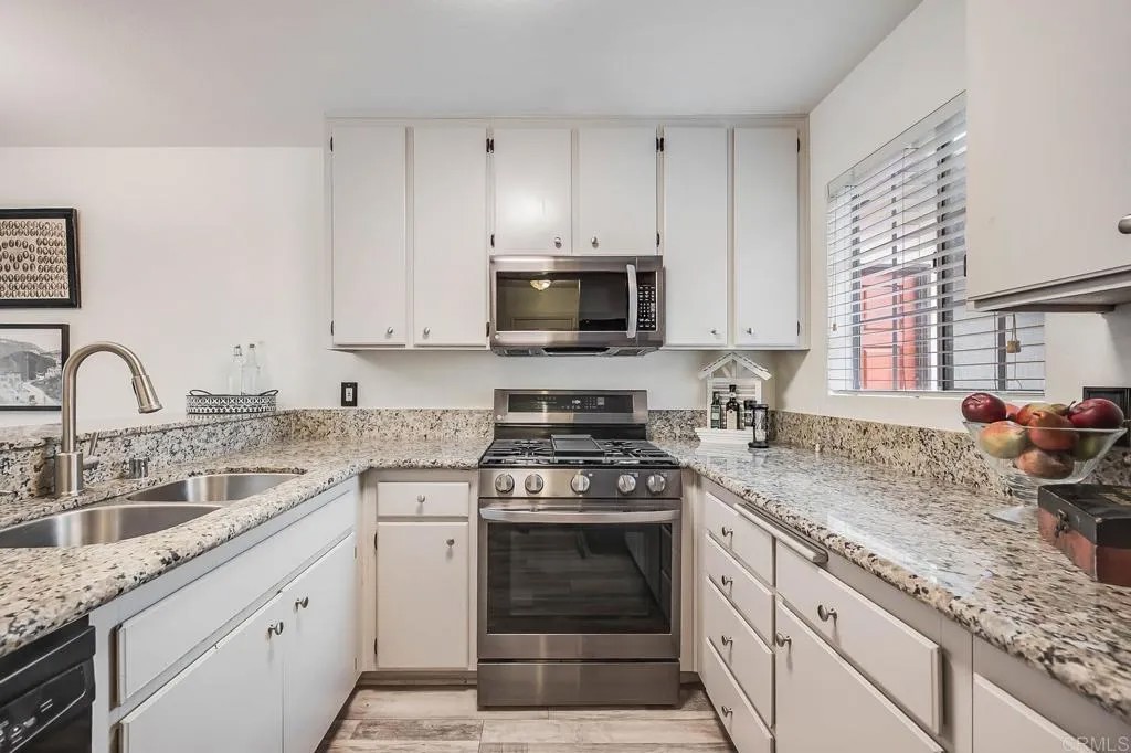 5704 Camino Del Cielo 502