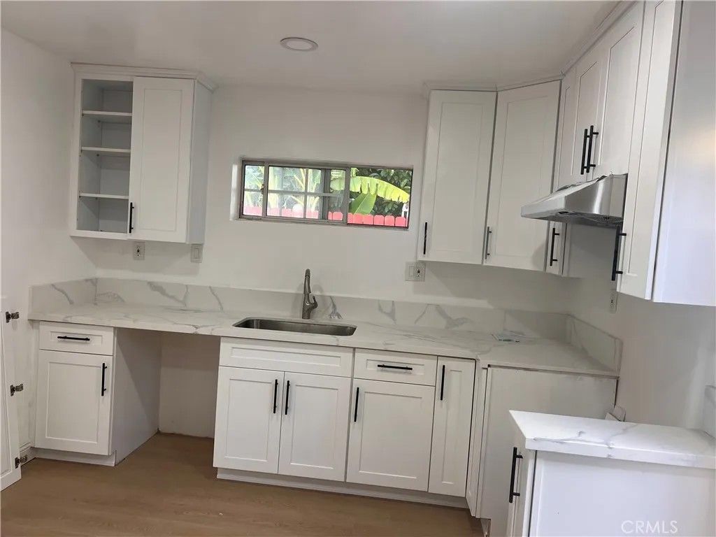 Photo of 16151 E Kingside Dr, Covina, CA 91722 (MLS # WS26074107)