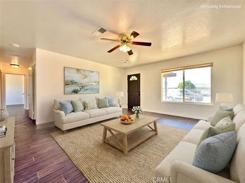 Photo of 41048 178th St, Lancaster, CA 93535 (MLS # SR26060447)