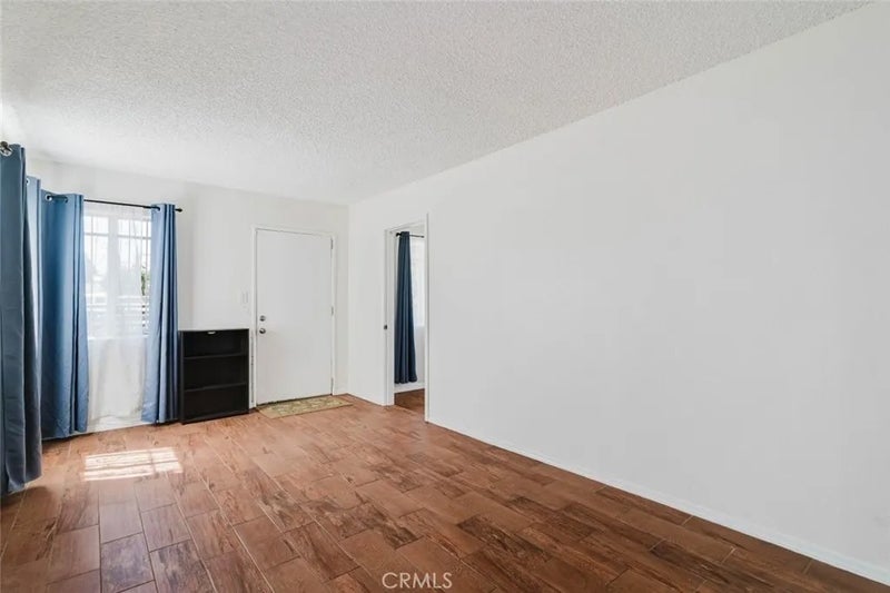 1309 W 131st Street
