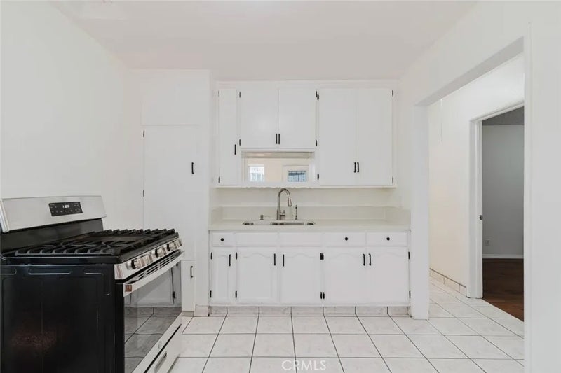 1309 W 131st Street