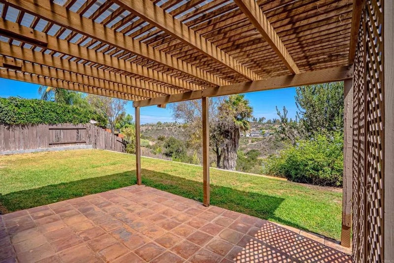 637 Redlands Place