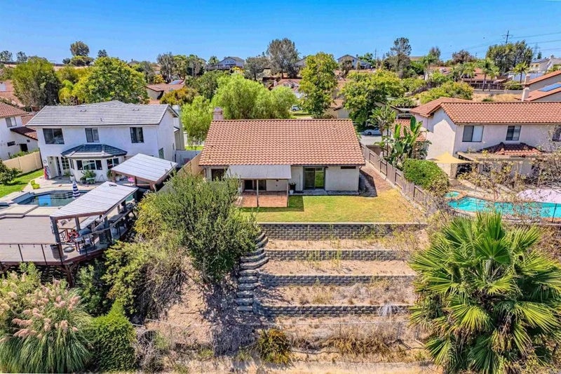 637 Redlands Place