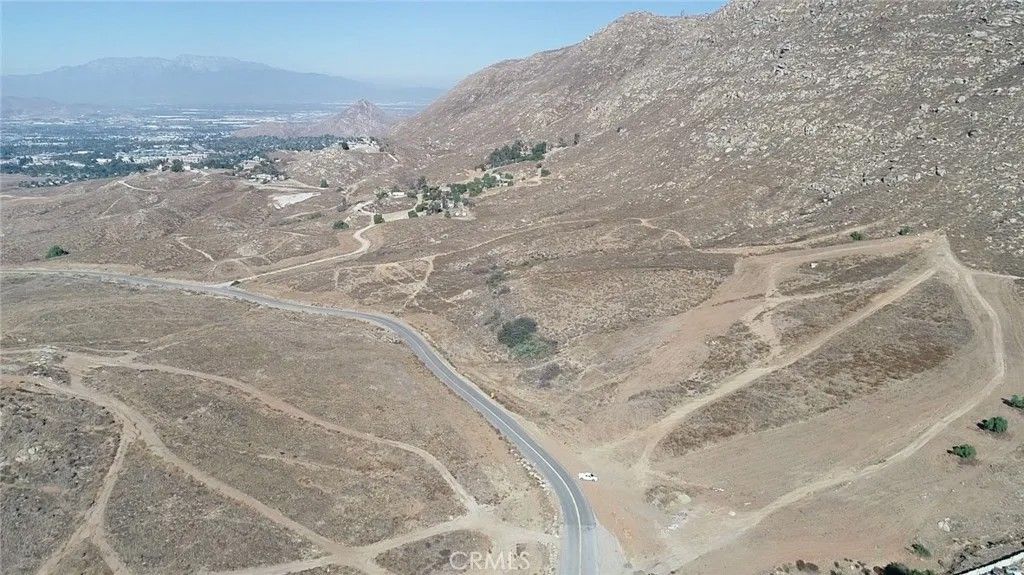 Photo of 0 Pettegrew, Riverside, CA 92507 (MLS # IV25281686)