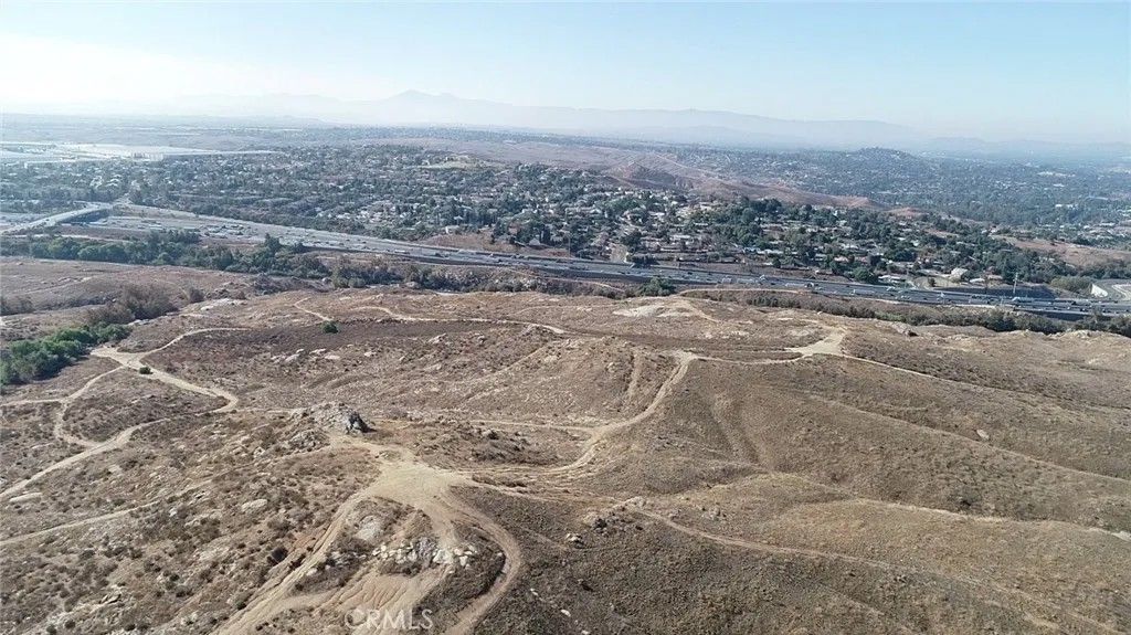 Photo of 0 Pettegrew, Riverside, CA 92507 (MLS # IV25281686)